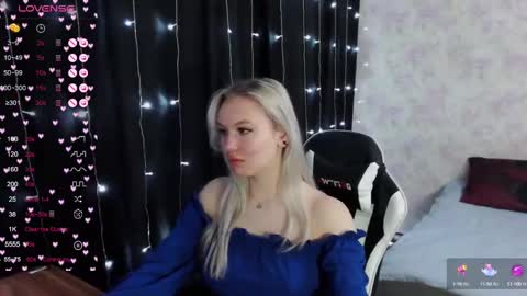 Snapshot of vikapowers chatting on 02-11-25, 03:08 vikapowers online show from 02-11-25, 03:08