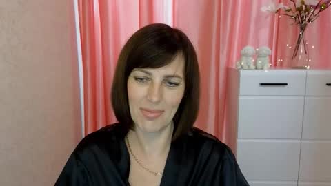 Snapshot of vikasoul chatting on 10-12-25, 10:36 Vika online show from 10-12-25, 10:36