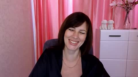 Snapshot of vikasoul chatting on 10-18-25, 09:32 Vika online show from 10-18-25, 09:32