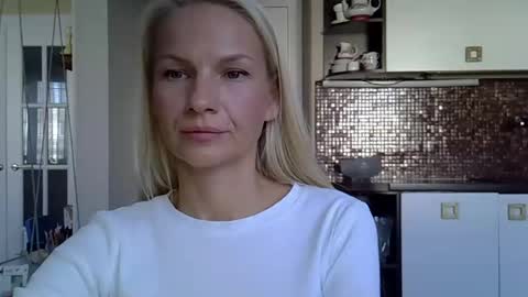 Snapshot of viki_loun5 chatting on 10-01-25, 07:25 viki_loun5 online show from 10-01-25, 07:25