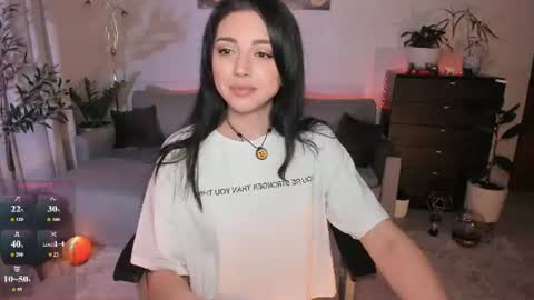 Snapshot of vikibellson chatting on 07-12-26, 06:21 Viki Bellson online show from 07-12-26, 06:21