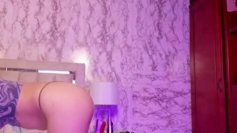 vikiicute online show from 02-18-25, 10:27