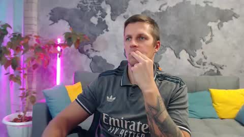 vikingchrisss online show from 11-12-25, 10:48