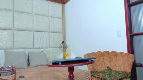 vikiTomson online show from 09-16-25, 12:50