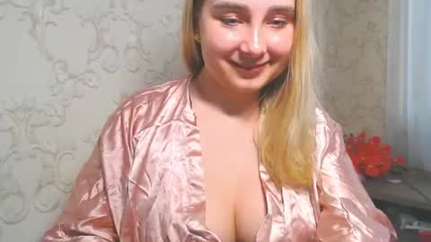 Snapshot of vikiwaitingforyou chatting on 07-11-26, 03:15 Vitoria online show from 07-11-26, 03:15
