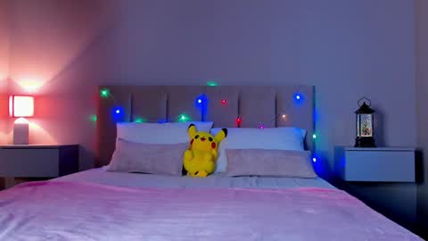 VIKKI online show from 12-18-24, 07:36