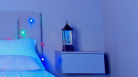 VIKKI online show from 12-25-24, 06:30