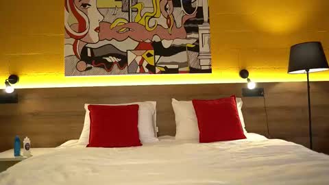 VIKKI online show from 09-20-25, 12:39