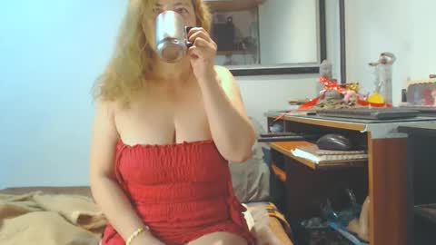 VIKKKTORIAAA online show from 02-23-25, 09:44