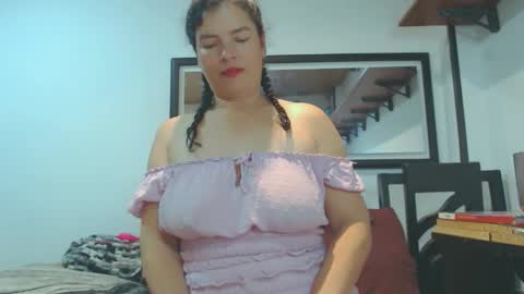 VIKKKTORIAAA online show from 10-27-25, 05:22