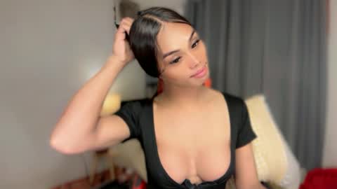 Snapshot of vikkylustfull chatting on 07-14-26, 03:22 vikkylustfull online show from 07-14-26, 03:22
