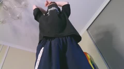 Max online show from 02-09-25, 03:45