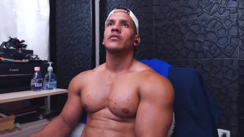 Viktor Herrera online show from 09-09-25, 05:56