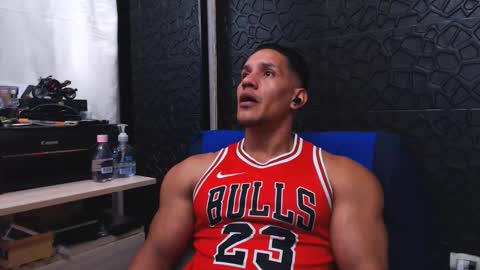 Viktor Herrera online show from 09-14-25, 04:06