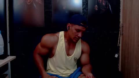 Viktor Herrera online show from 03-21-26, 03:15