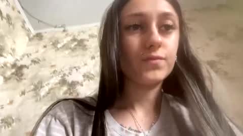 Snapshot of viktoria9898 chatting on 09-10-25, 11:10 Sweett online show from 09-10-25, 11:10