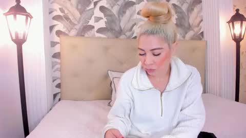 Viktoria online show from 01-04-25, 03:49