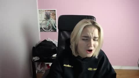 viktoria_lovely online show from 03-10-26, 03:17