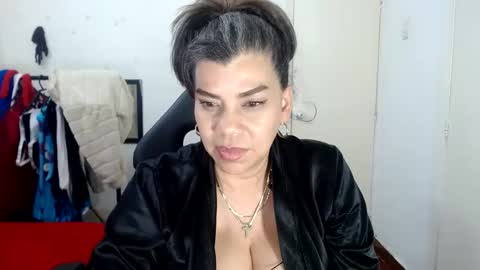 VIKY ADAMS online show from 02-26-25, 08:33