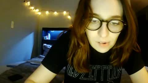 Snapshot of vileshawtyy chatting on 07-05-26, 10:55 Vileshawtyy online show from 07-05-26, 10:55