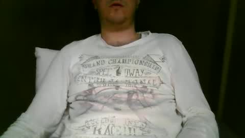 Snapshot of villainofstory chatting on 03-29-26, 03:23 villainofstory online show from 03-29-26, 03:23