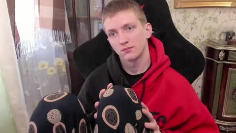 Dimoooooon online show from 05-28-26, 08:00