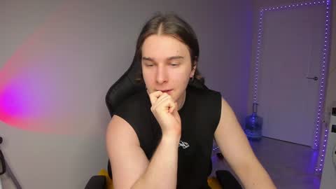 Vincent Strong online show from 12-27-24, 12:12