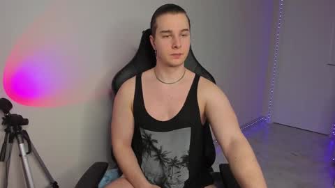 Vincent Strong online show from 02-09-25, 04:07