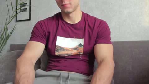 Vincent.  uncut 18cm online show from 01-01-25, 01:27