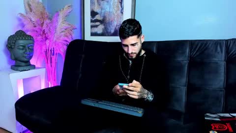 Snapshot of vincentsartori chatting on 11-08-25, 12:16 Vincent Sartori online show from 11-08-25, 12:16