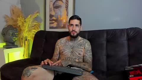 Snapshot of vincentsartori chatting on 11-14-25, 07:34 Vincent Sartori online show from 11-14-25, 07:34