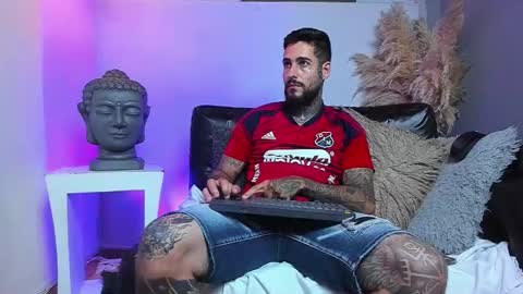 Snapshot of vincentsartori chatting on 03-12-26, 10:05 Vincent Sartori online show from 03-12-26, 10:05