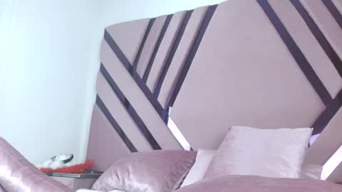 Snapshot of vinitryjhonson chatting on 01-06-26, 01:09 vinitryjhonson online show from 01-06-26, 01:09