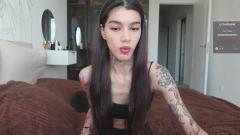 vinkitinkii online show from 10-12-25, 06:56