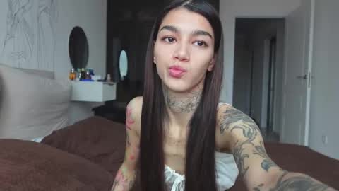 vinkitinkii online show from 10-16-25, 06:58