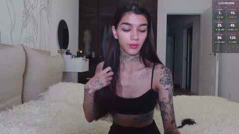 vinkitinkii online show from 11-13-25, 04:11