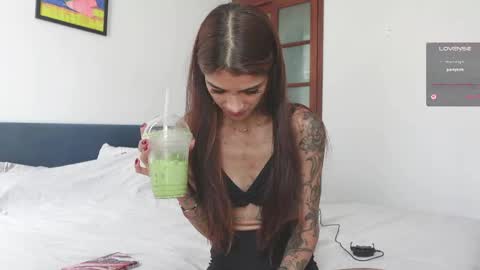 vinkitinkii online show from 04-18-26, 04:16