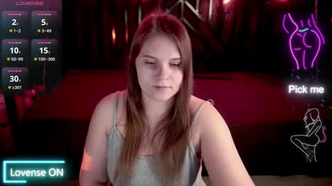 Snapshot of vinnasky chatting on 02-12-26, 07:47 Milla online show from 02-12-26, 07:47