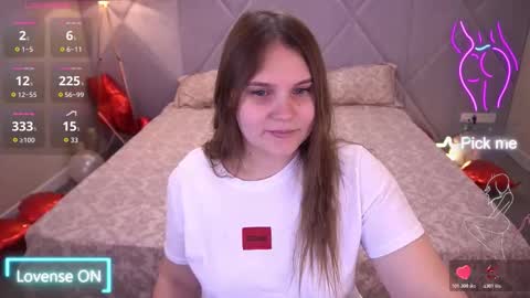 Snapshot of vinnasky chatting on 02-17-26, 08:00 Milla online show from 02-17-26, 08:00