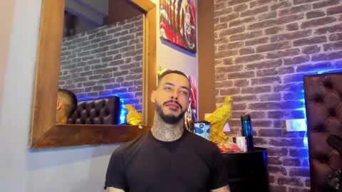 Snapshot of vinzenzrizzo chatting on 02-04-26, 04:29 ---Vinzen--- online show from 02-04-26, 04:29