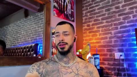 Snapshot of vinzenzrizzo chatting on 02-14-26, 06:43 ---Vinzen--- online show from 02-14-26, 06:43