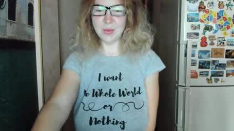 Snapshot of viodetta chatting on 11-18-25, 09:47 viodetta online show from 11-18-25, 09:47