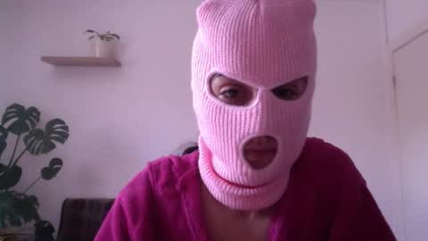 Snapshot of viol_ette chatting on 03-16-26, 01:04 Violette online show from 03-16-26, 01:04