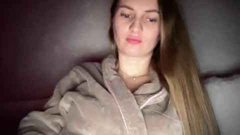 Funny  girl online show from 09-21-25, 11:28