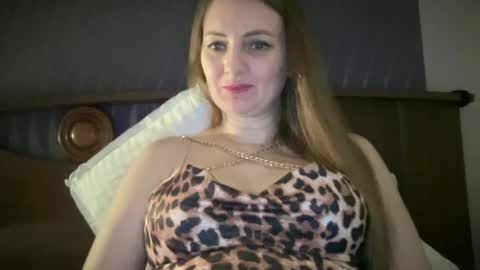 Snapshot of viola_1 chatting on 07-05-26, 07:32 Funny girl online show from 07-05-26, 07:32