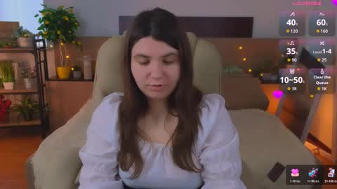 Viola online show from 05-18-26, 04:07