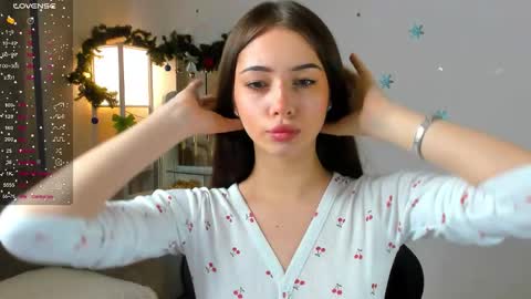 Snapshot of violarivera chatting on 01-09-26, 09:56 violarivera online show from 01-09-26, 09:56