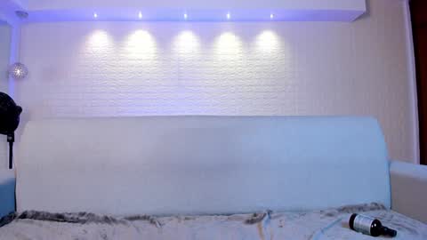 Snapshot of violeet_scott chatting on 01-29-25, 05:02 Violett Everyday From 0530 to 1430 Col Time online show from 01-29-25, 05:02