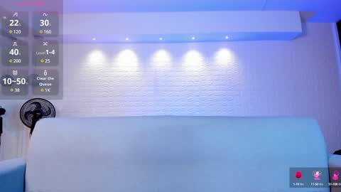 Snapshot of violeet_scott chatting on 02-08-25, 11:12 Violett Everyday From 0530 to 1430 Col Time online show from 02-08-25, 11:12