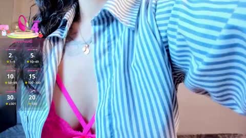 Snapshot of violeet_scott chatting on 02-26-25, 10:47 Violett Everyday From 0530 to 1430 Col Time online show from 02-26-25, 10:47